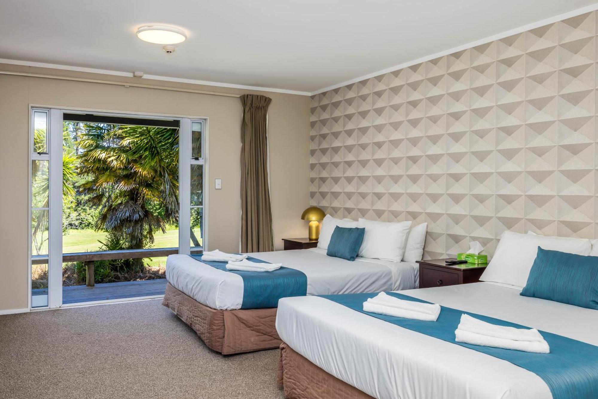 Northridge Golf Resort Orewa Exterior photo