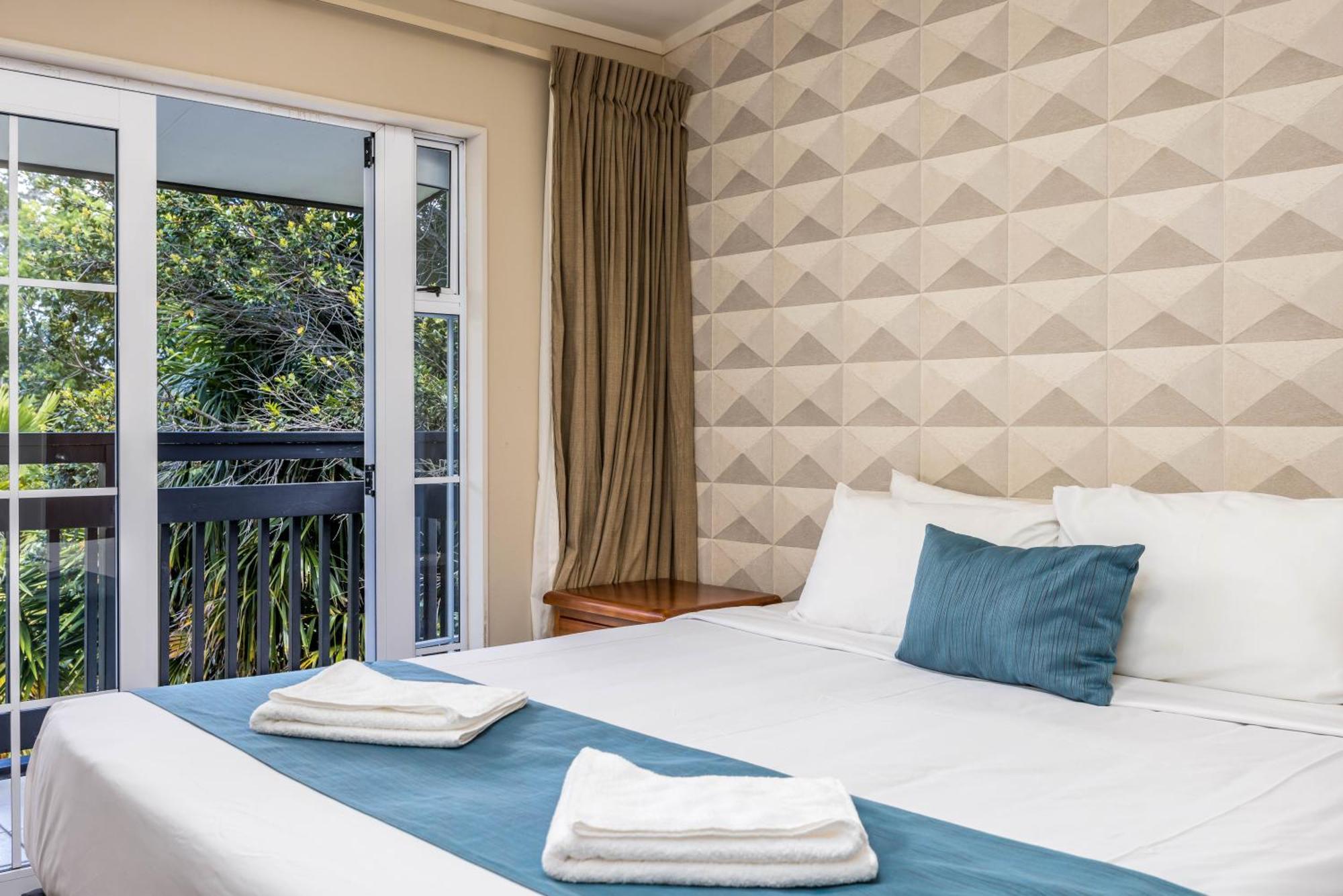 Northridge Golf Resort Orewa Exterior photo