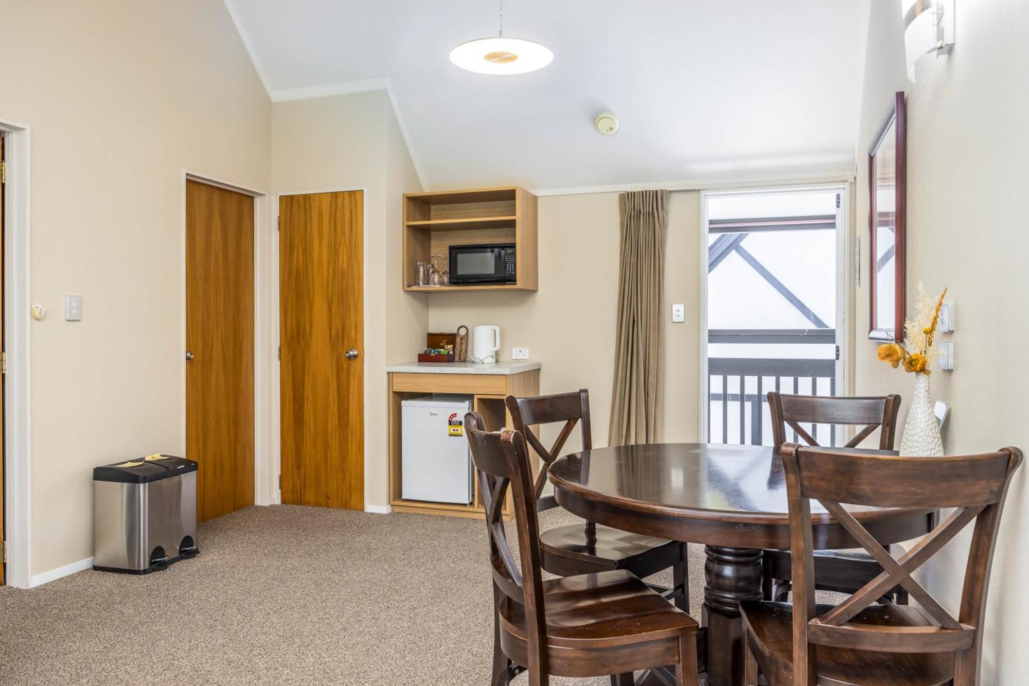 Northridge Golf Resort Orewa Exterior photo