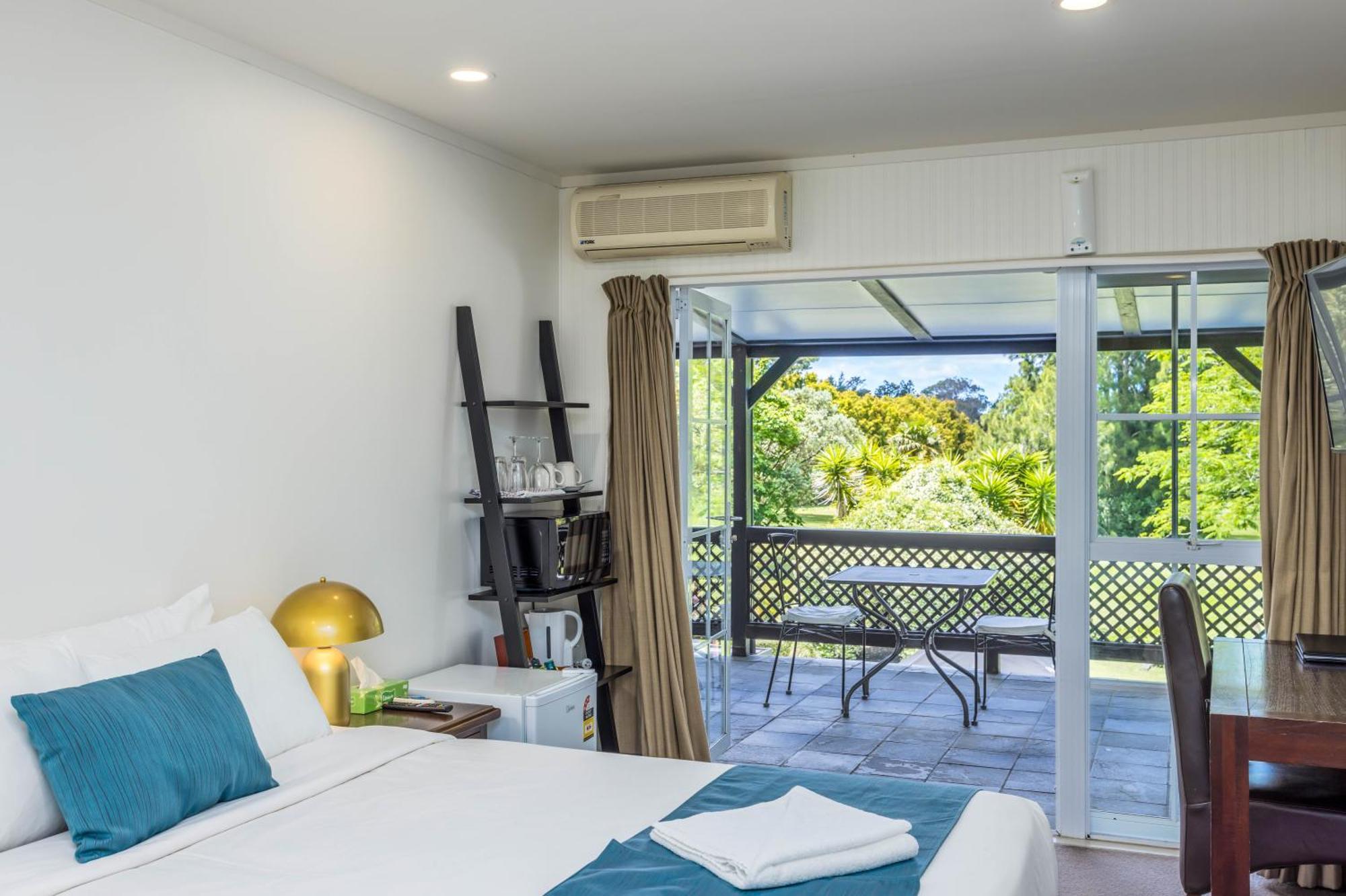 Northridge Golf Resort Orewa Exterior photo
